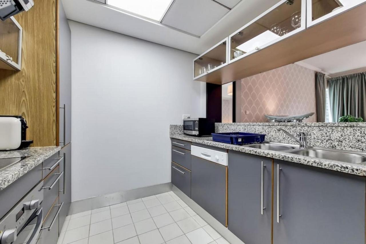 Al Majara 2, Dubai Marina - Tranquil One Bedroom エクステリア 写真